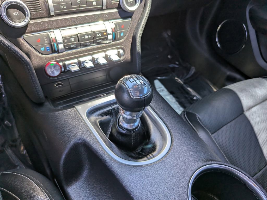 Used 2020 Ford Mustang GT Premium w/ GT Performance Package RWD image 29