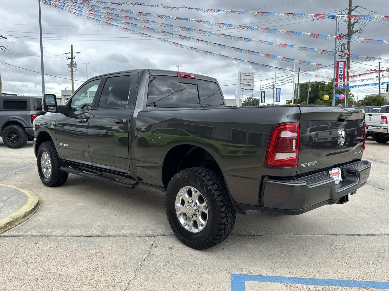 Used 2024 RAM 2500 Laramie AWD/4WD image 5