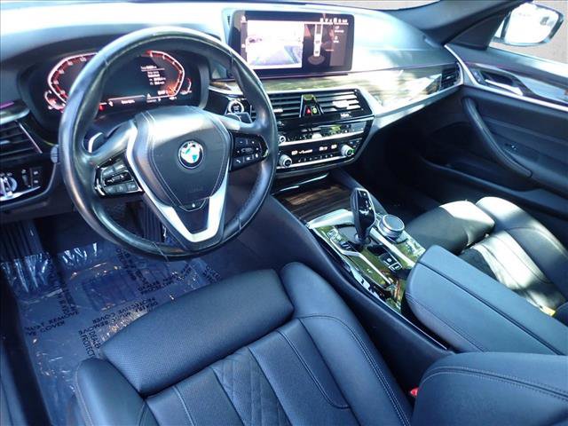 Used 2021 BMW 530i xDrive w/ Convenience Package AWD/4WD image 9
