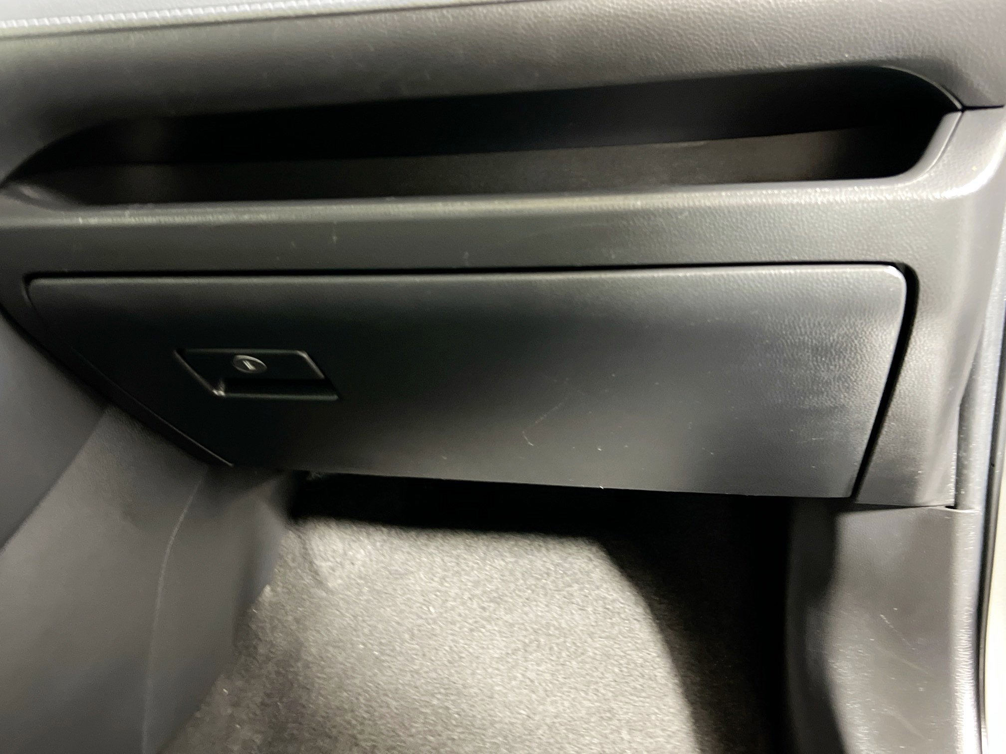 Used 2022 Toyota RAV4 LE FWD image 33