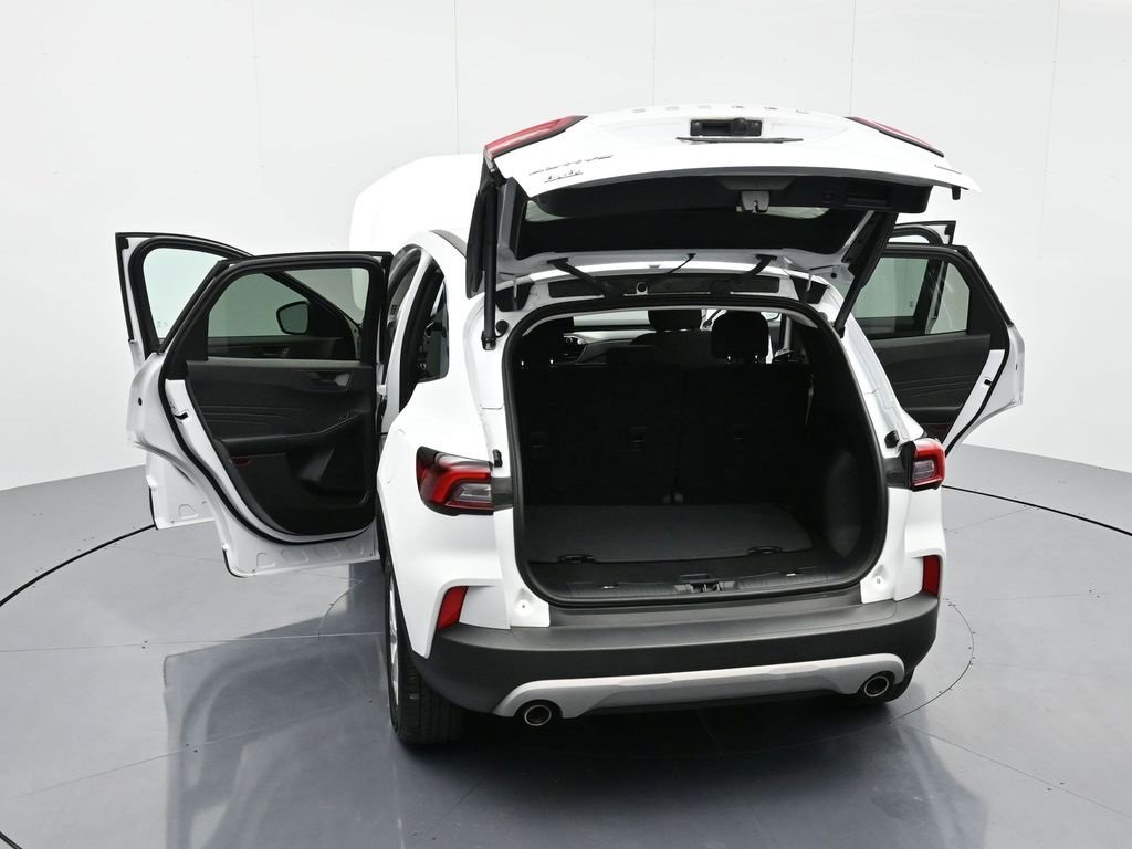 Used 2023 Ford Escape Active image 44