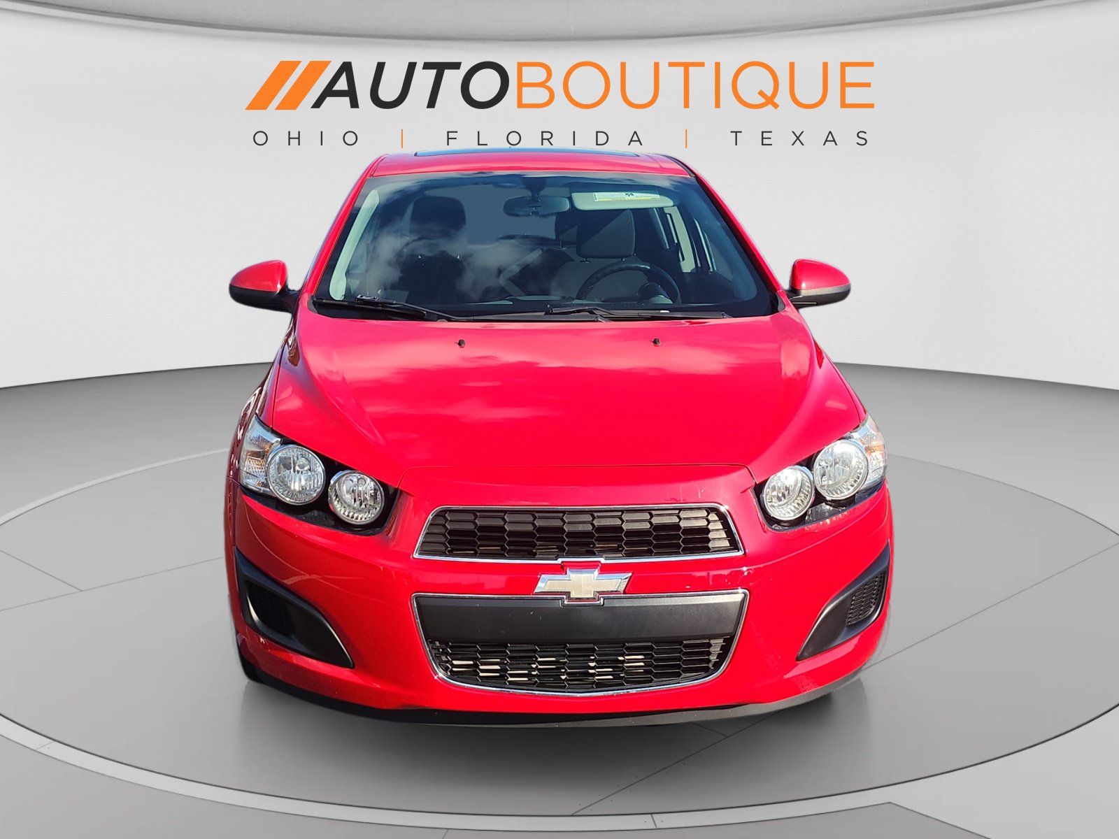 Used 2015 Chevrolet Sonic LT w/ Fun and Sun Package FWD image 8