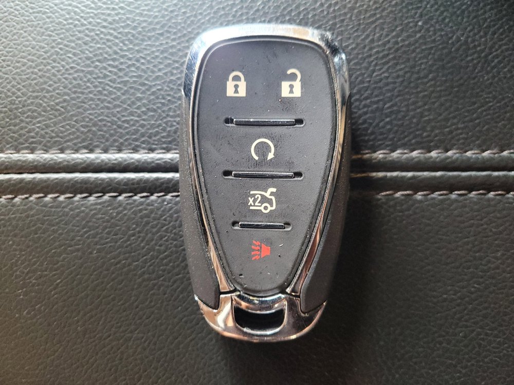 Used 2024 Chevrolet Malibu LT image 32