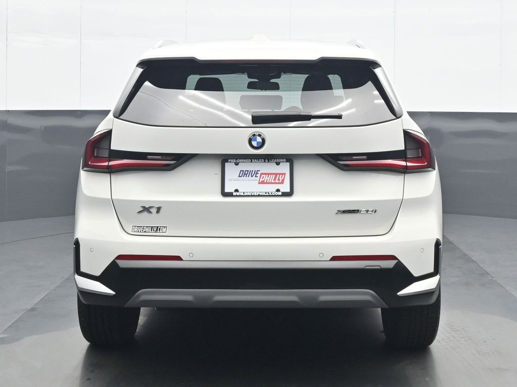Used 2023 BMW X1 xDrive28i w/ Convenience Package AWD/4WD image 5