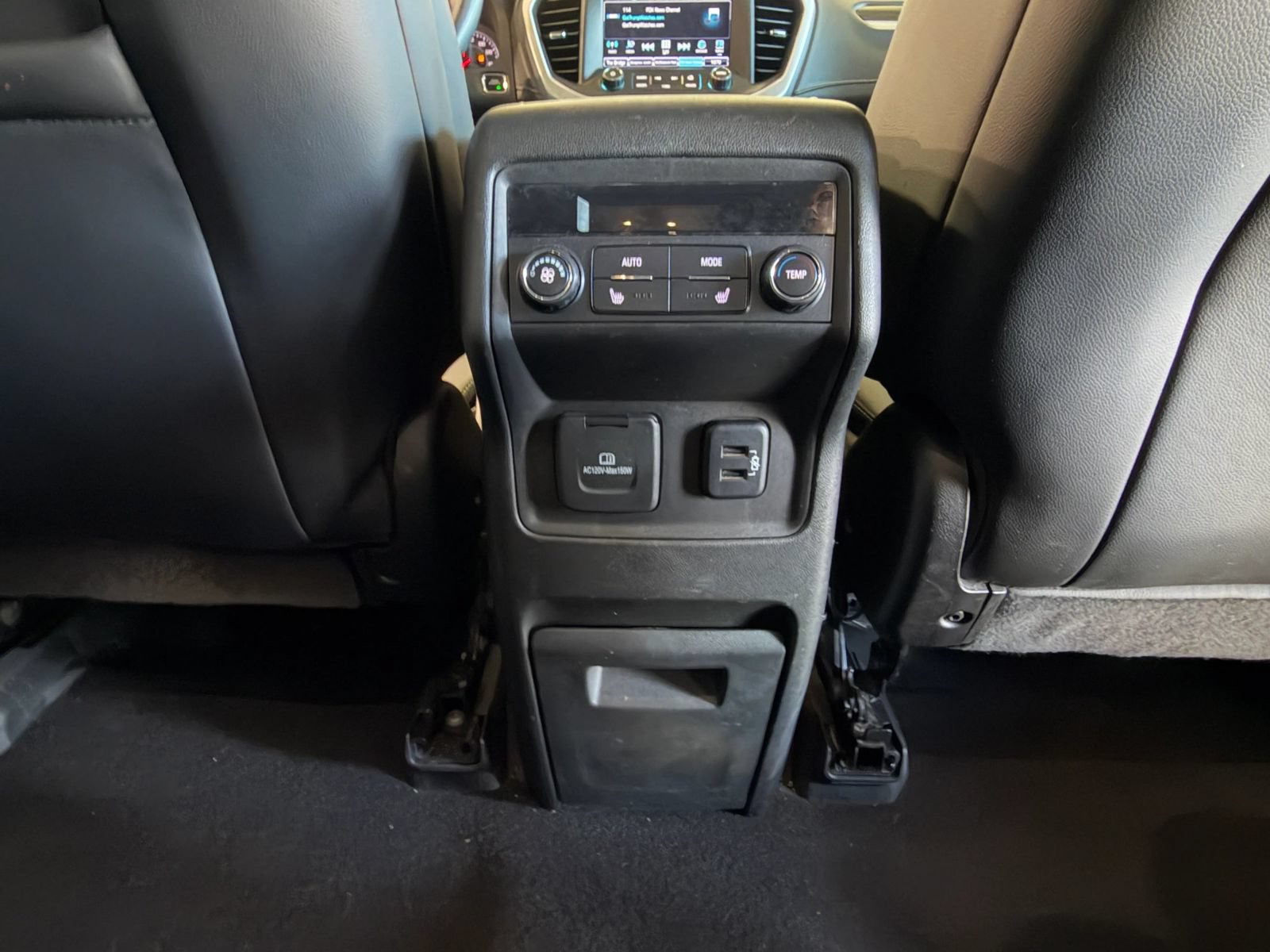 Used 2017 GMC Acadia SLT AWD/4WD image 15