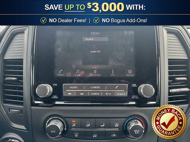 Used 2024 Nissan Titan SV image 26