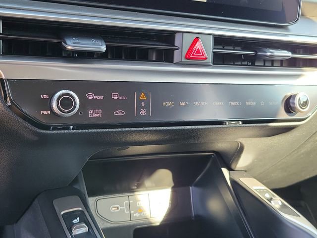 New 2025 Kia Sorento X-Line EX image 23
