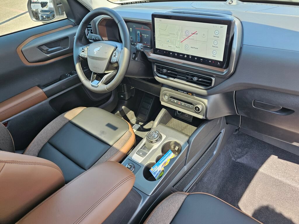 New 2026 Ford Bronco Sport Outer Banks w/ Outer Banks Tech Package+ AWD/4WD image 11