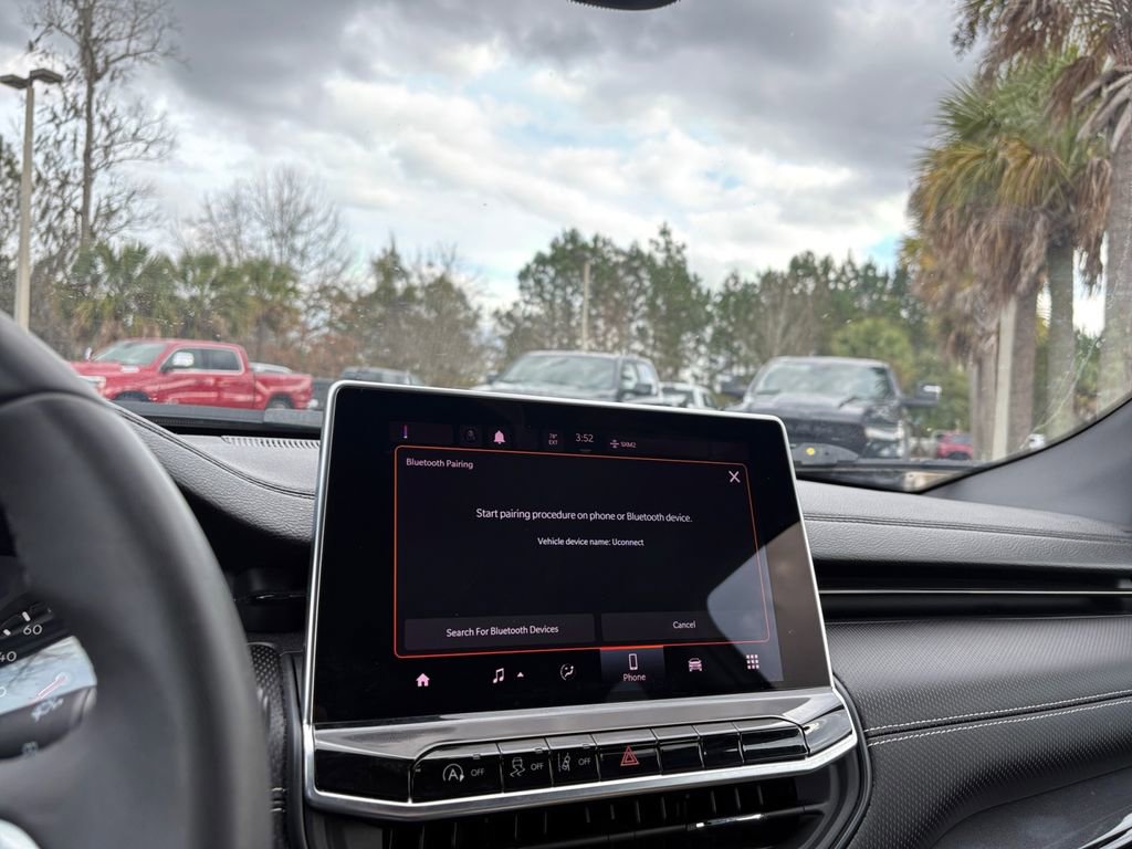 Used 2022 Jeep Compass Altitude image 17