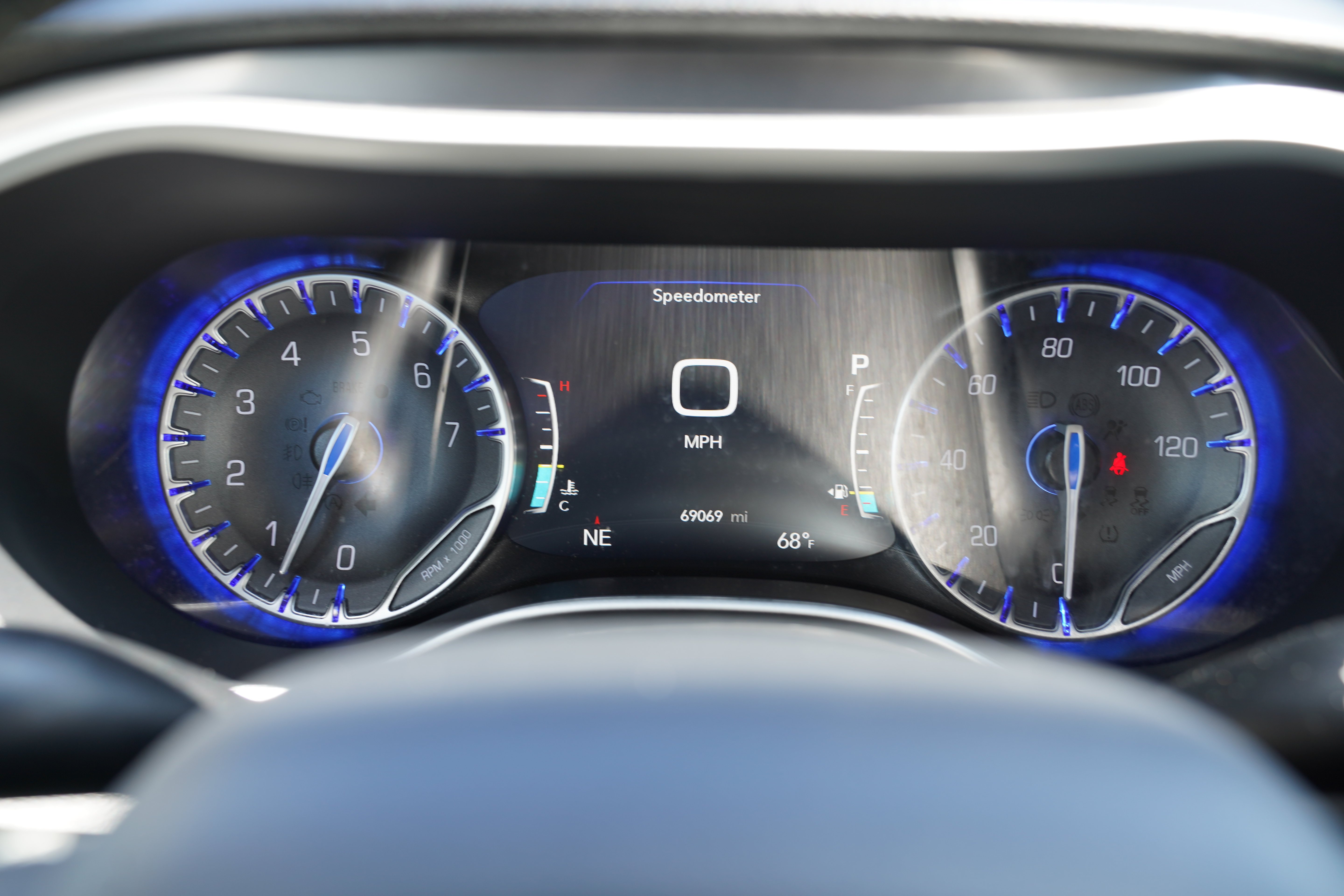 Used 2024 Chrysler Pacifica Touring-L FWD image 22