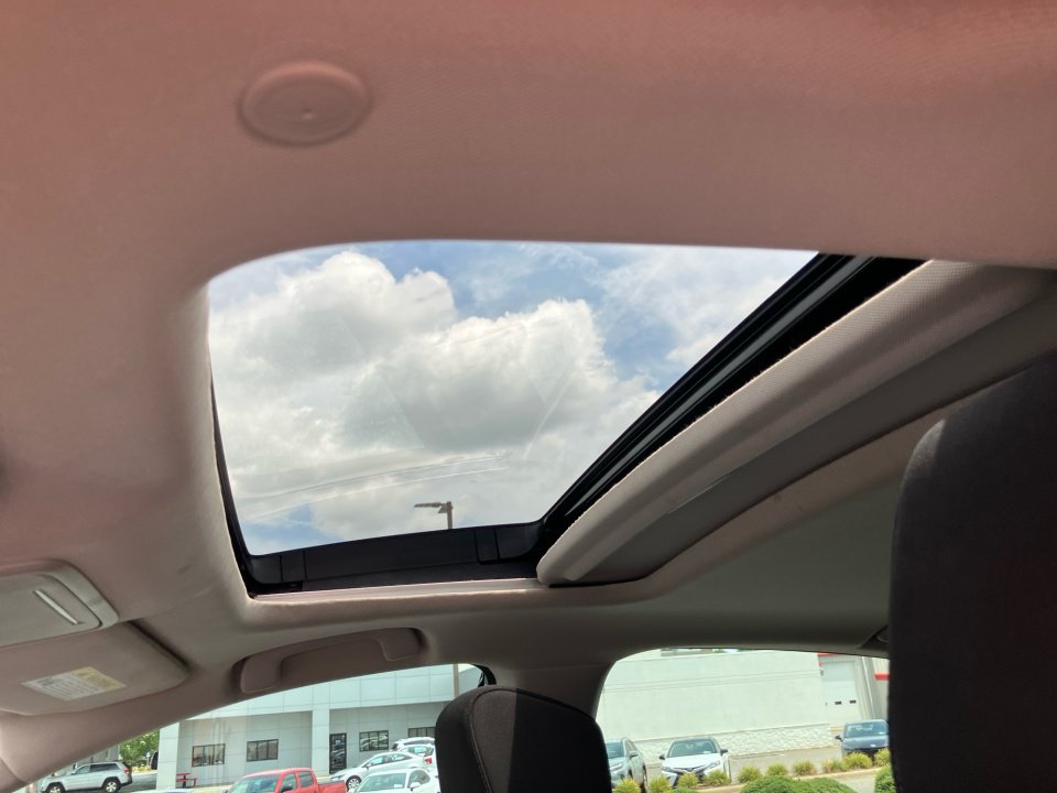 Used 2023 Honda Accord EX image 25