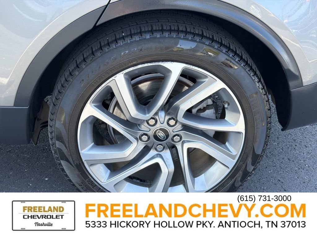 Used 2020 Land Rover Discovery SE AWD/4WD image 11