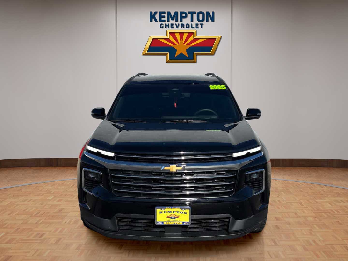 Used 2025 Chevrolet Traverse LT w/ Driver Confidence Package