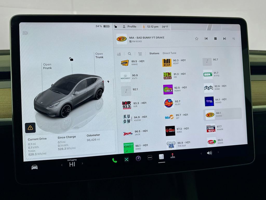 Used 2022 Tesla Model Y Performance image 23