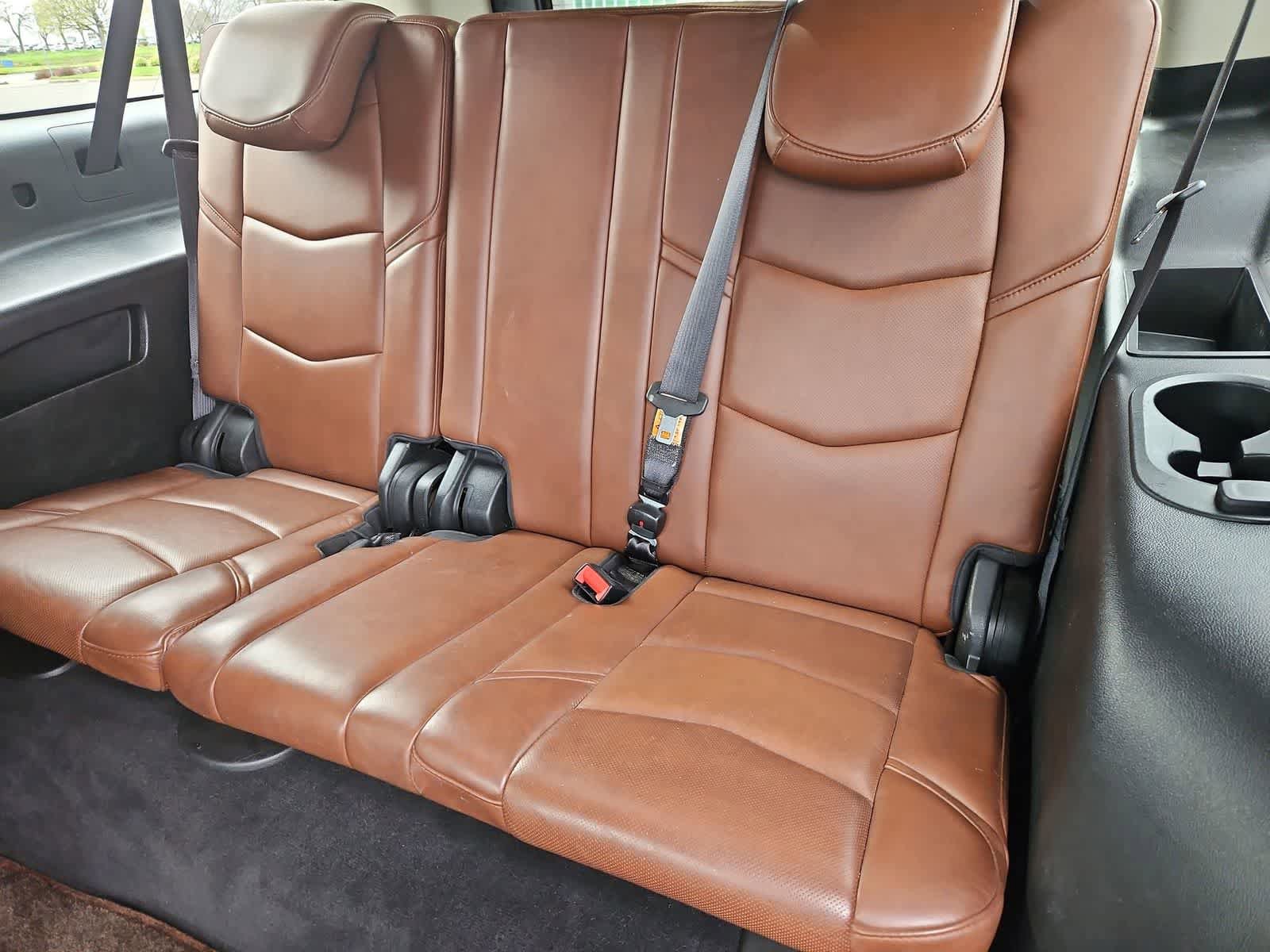 Used 2018 Cadillac Escalade ESV Premium Luxury image 37