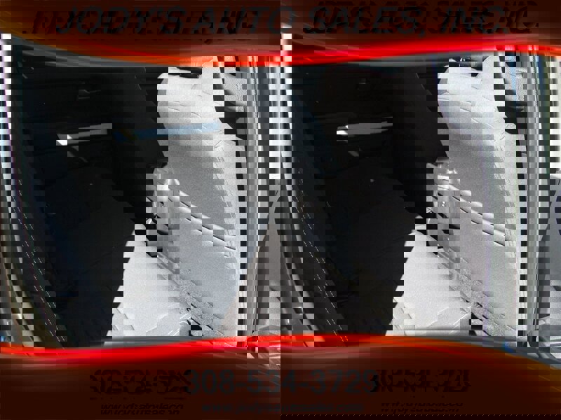 Used 2024 Toyota Tacoma TRD Off-Road image 31