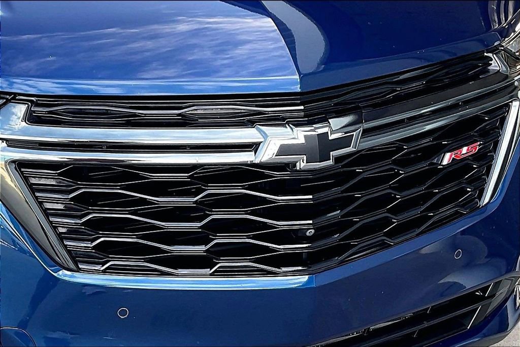 Used 2022 Chevrolet Equinox RS w/ RS Leather Package FWD image 30