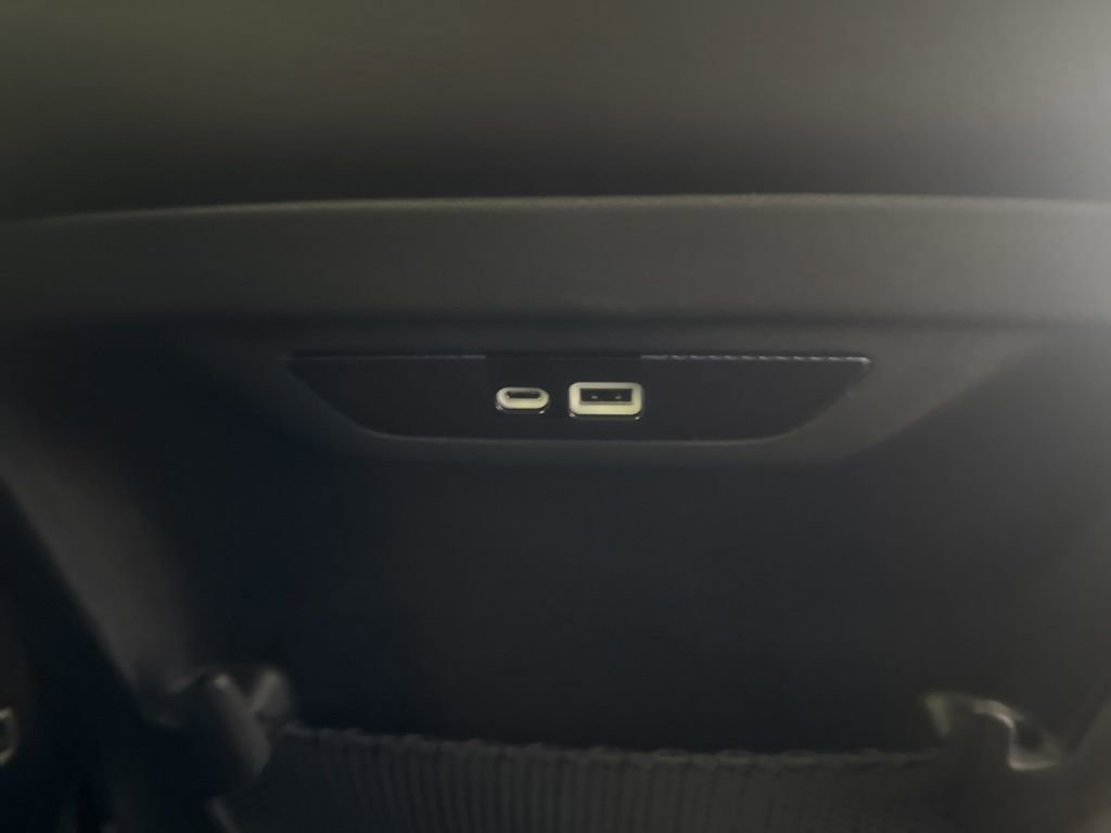 New 2025 Chrysler Pacifica Select image 34