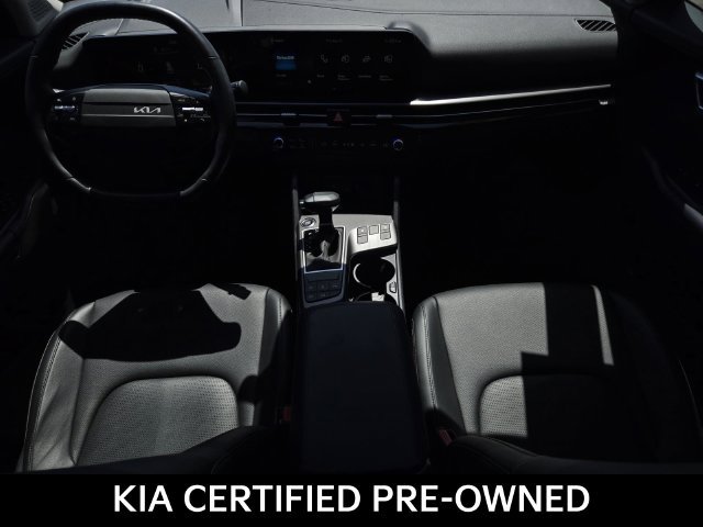 Certified 2026 Kia Sportage EX w/ EX Panorama Roof Package FWD image 16