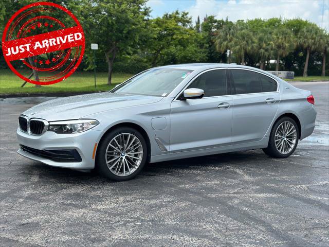 Used 2019 BMW 530e w/ Convenience Package RWD image 2