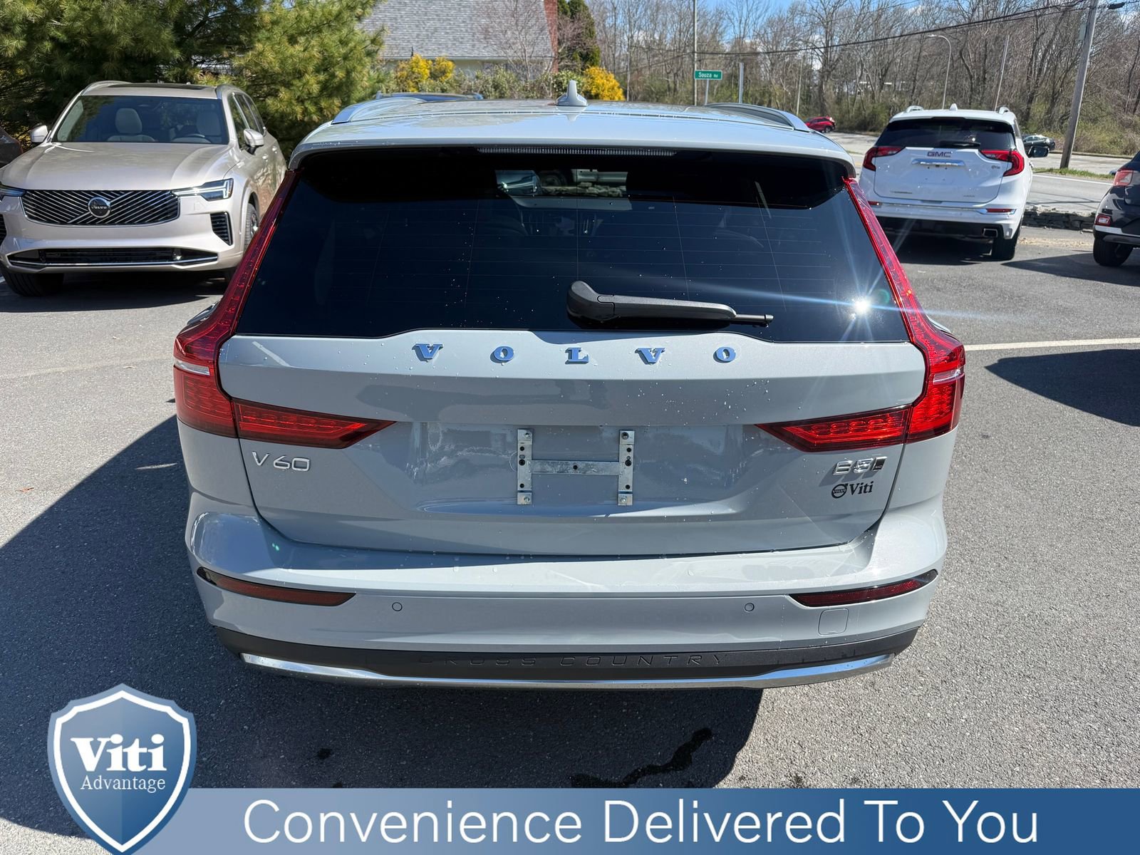 Certified 2025 Volvo V60 B5 Cross Country Plus AWD/4WD image 7