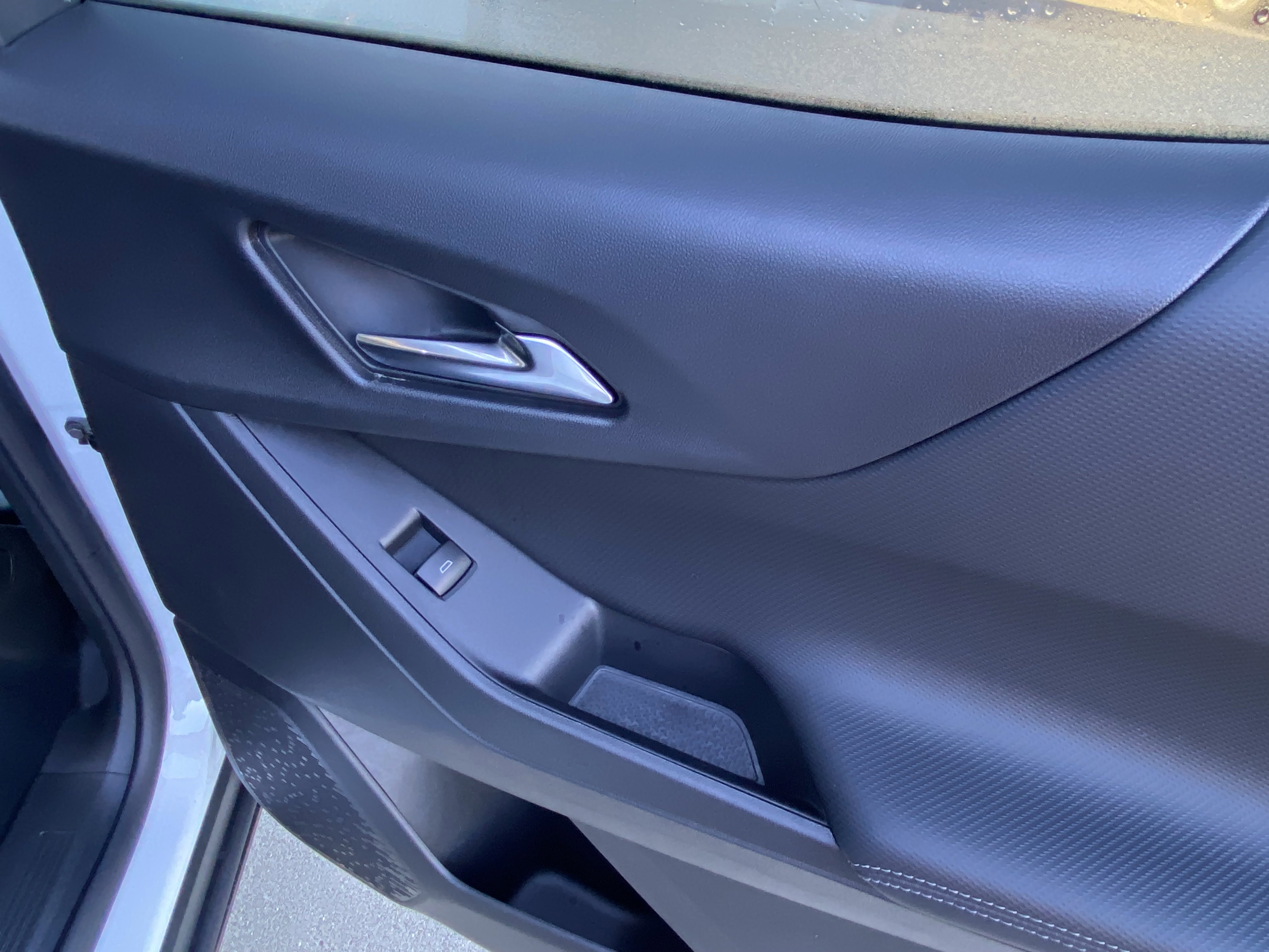 New 2026 Chevrolet Equinox LT w/ Convenience Package II image 24