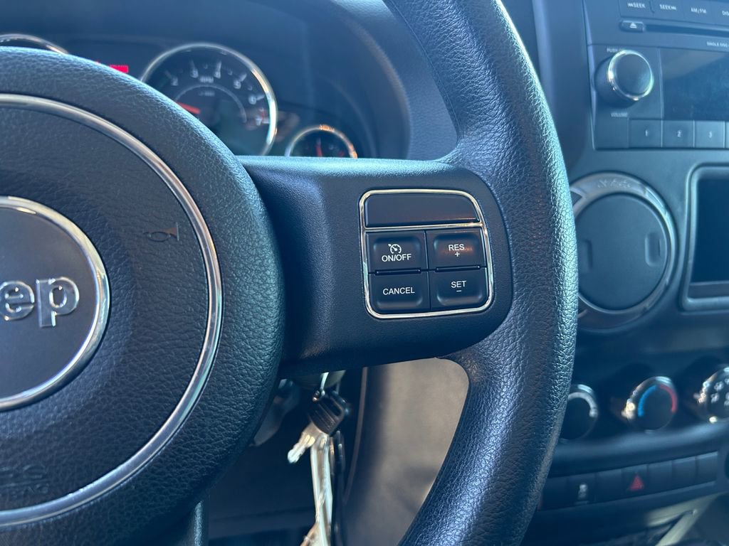 Used 2014 Jeep Wrangler Sport AWD/4WD image 17