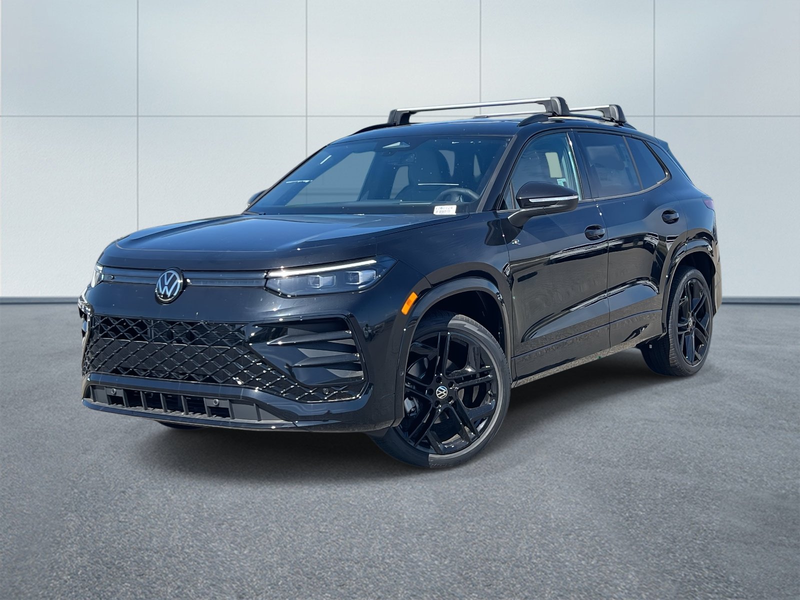 New 2026 Volkswagen Tiguan SE R-Line