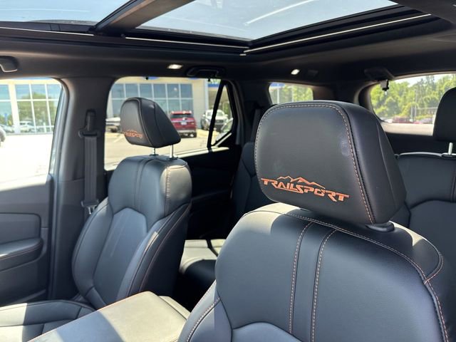 Certified 2025 Honda Pilot TrailSport image 11