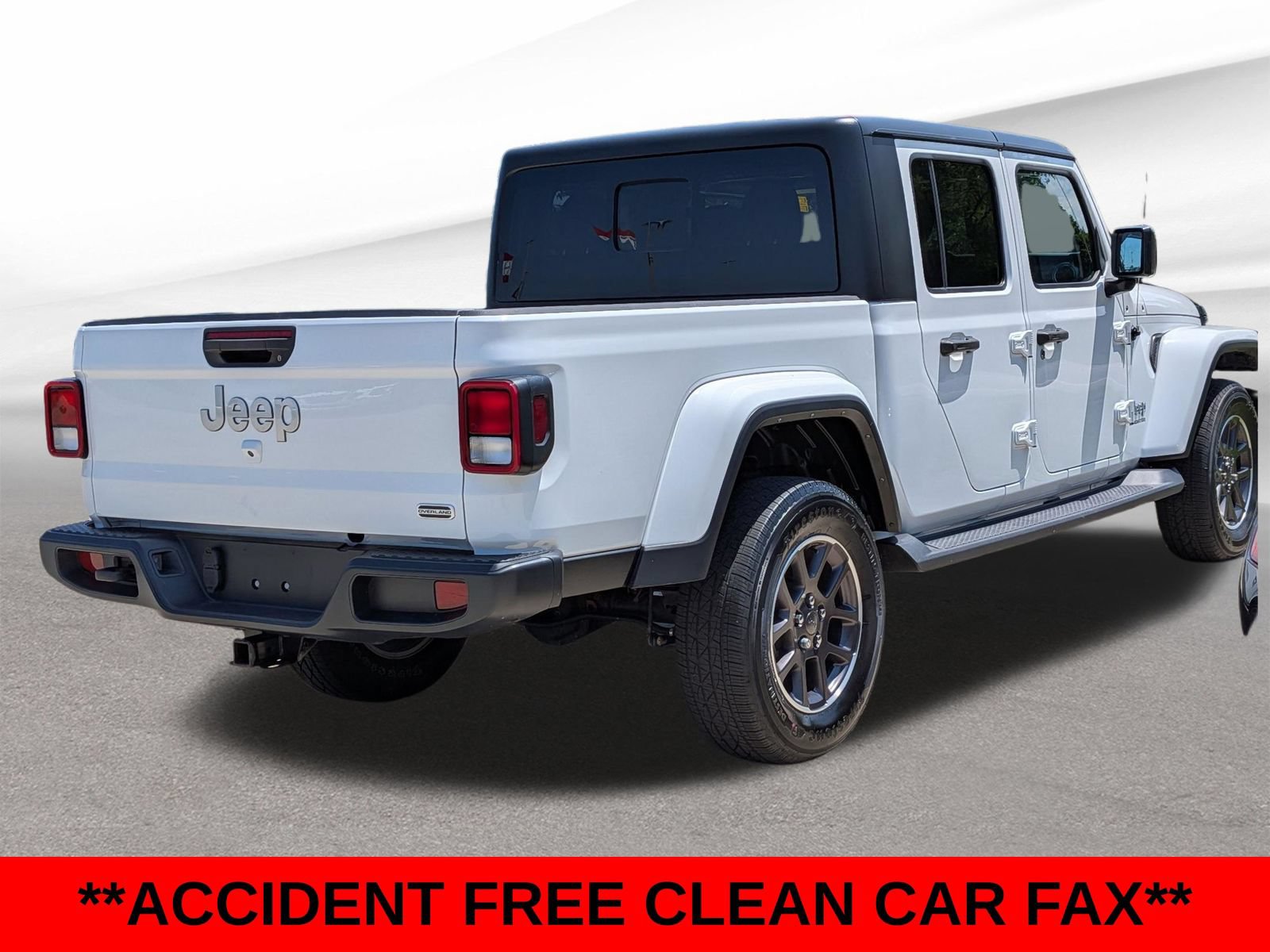 Used 2022 Jeep Gladiator Overland w/ Trailer Tow Package AWD/4WD image 5