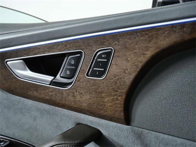 Certified 2024 Audi Q8 Prestige image 27