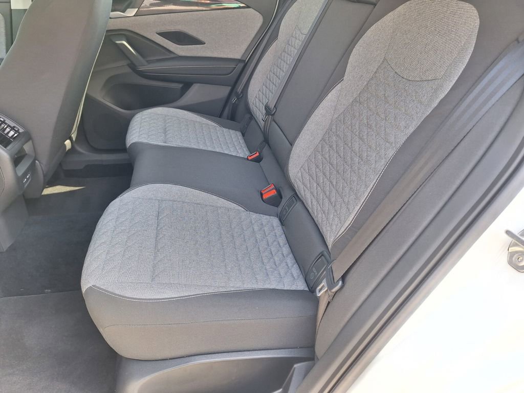 Used 2025 Volkswagen Tiguan S image 21