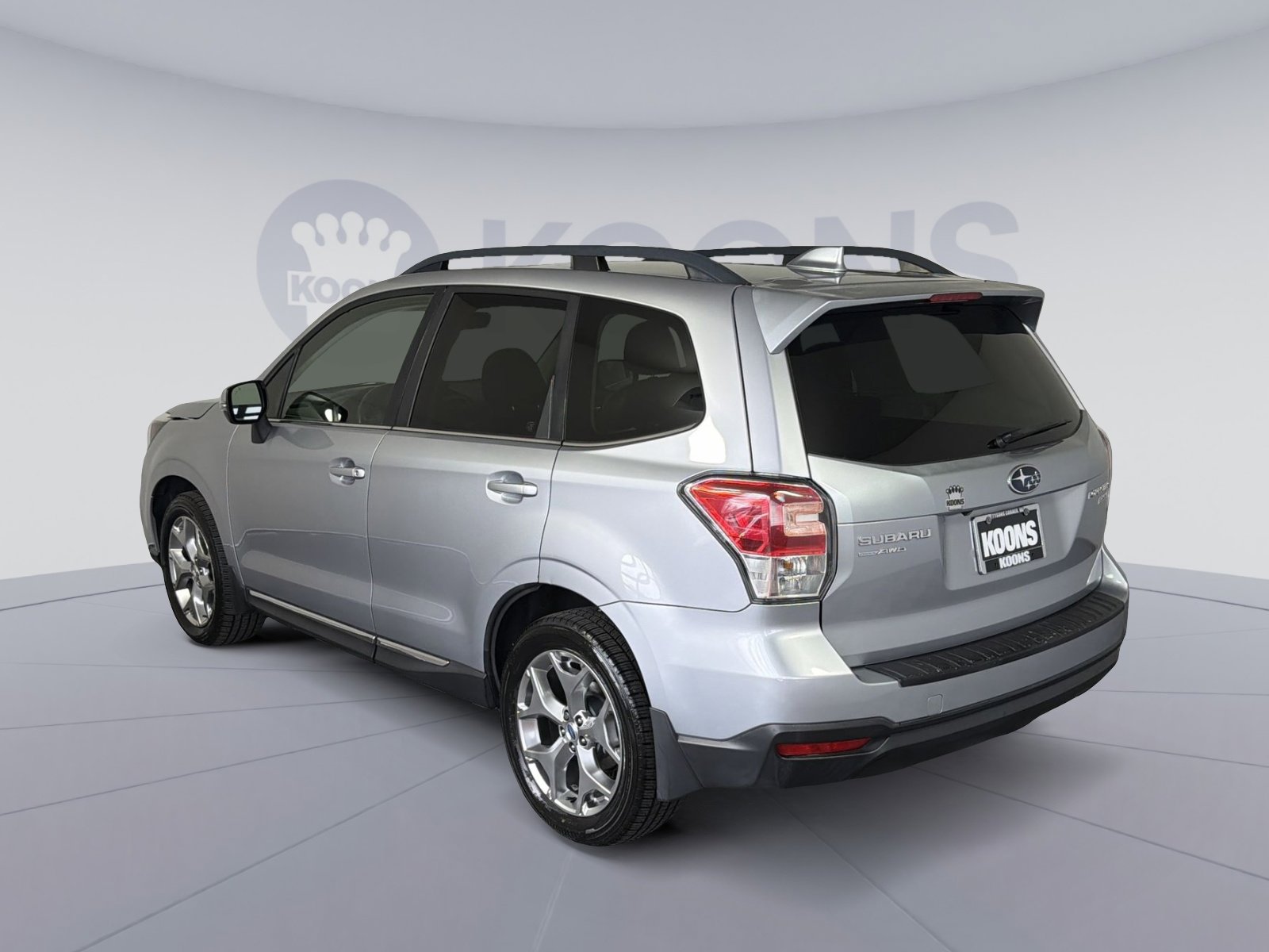 Used 2017 Subaru Forester 2.5i Touring image 4