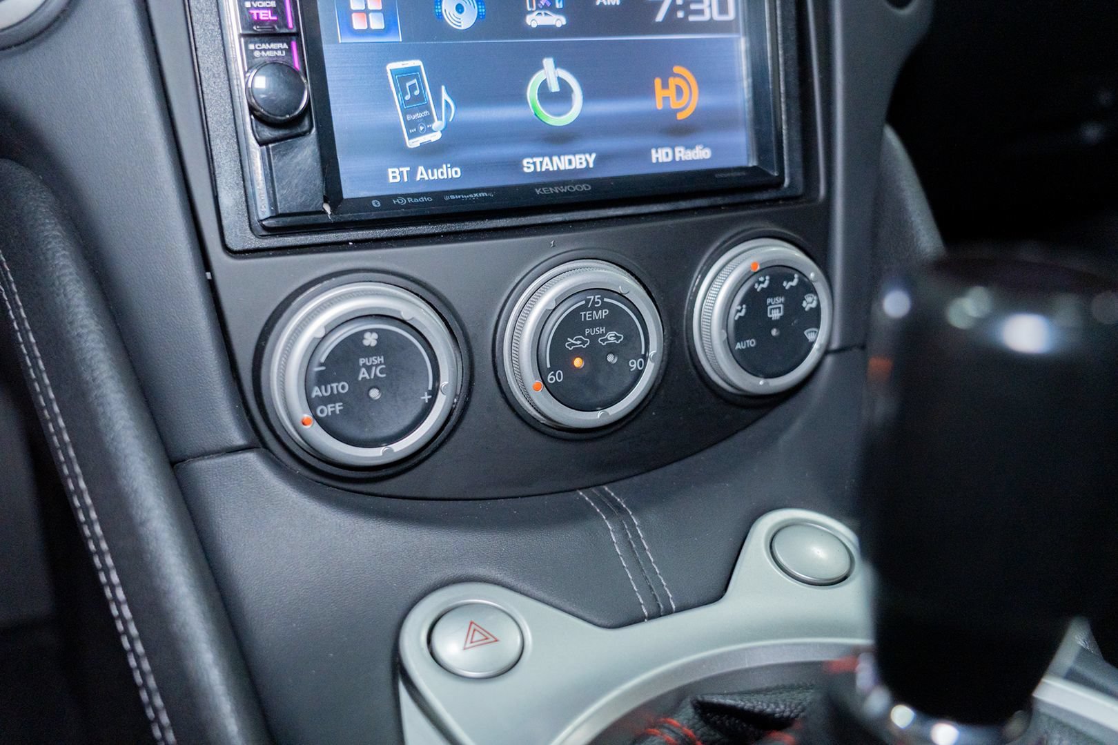 Used 2016 Nissan 370Z Coupe RWD image 33