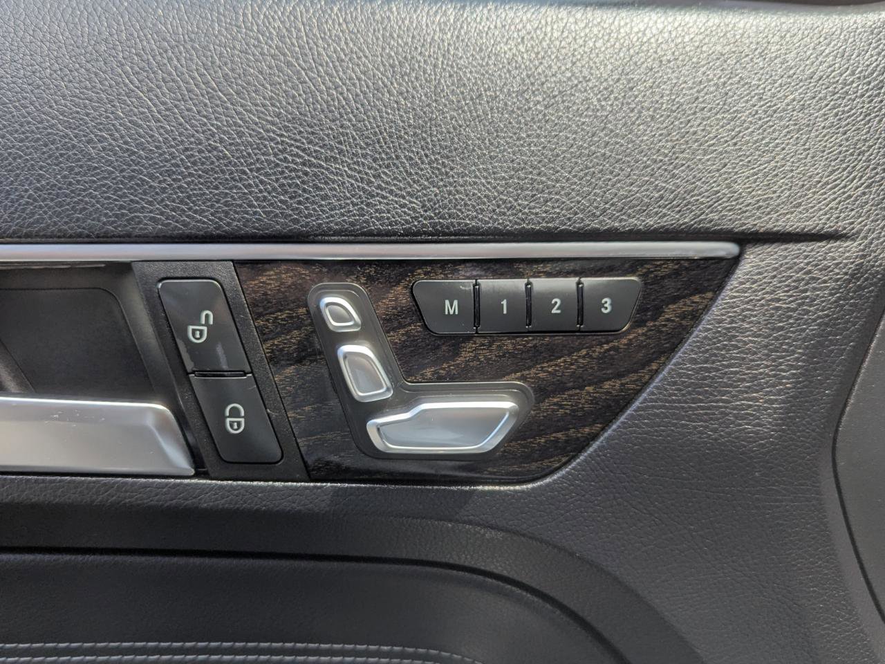 Used 2016 Mercedes-Benz E 400 4MATIC Coupe image 12
