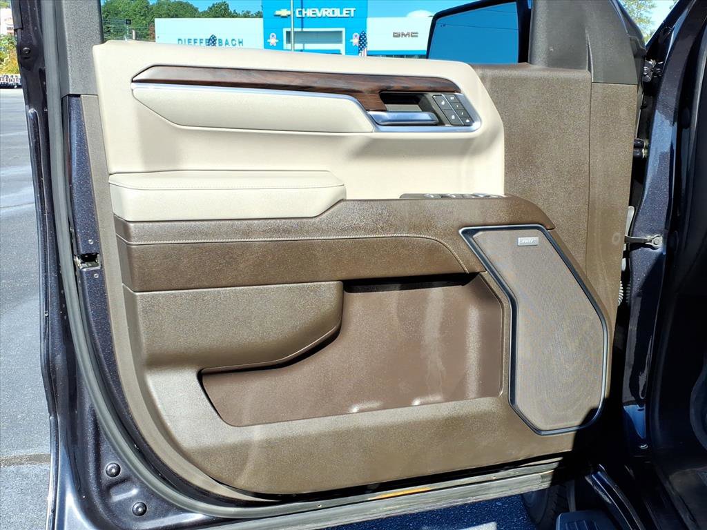 Used 2022 GMC Sierra 1500 SLT w/ SLT Premium Plus Package image 4