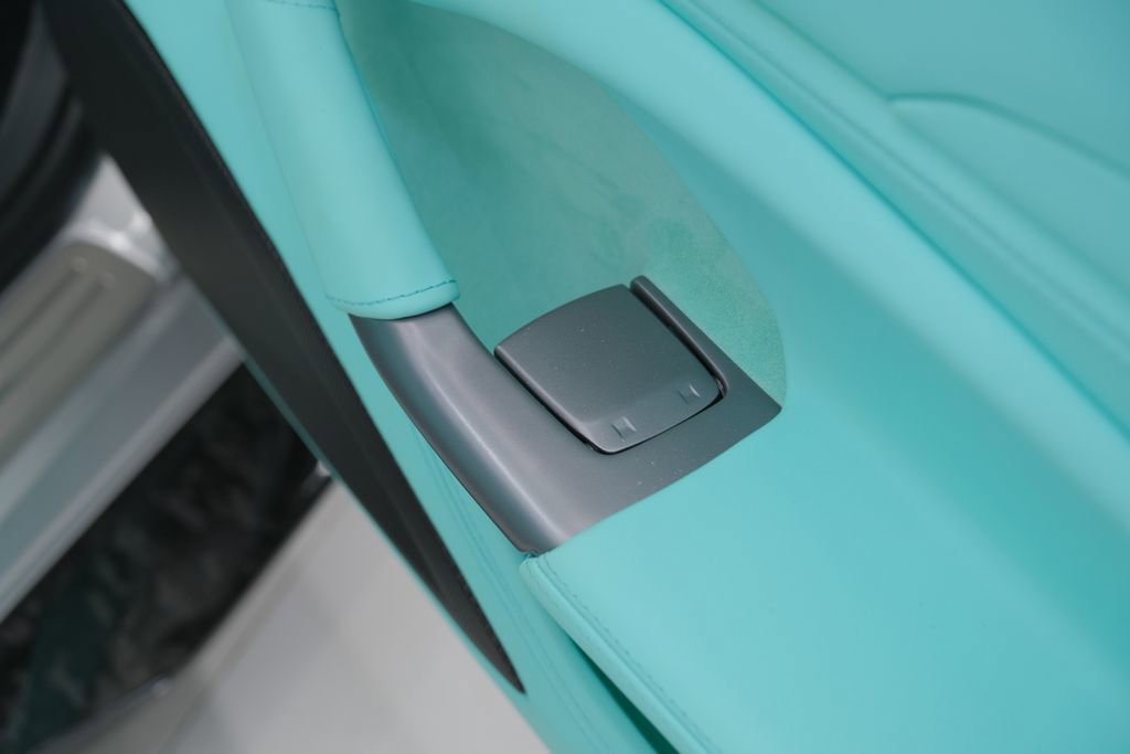 Used 2023 Ferrari F8 Tributo RWD image 45