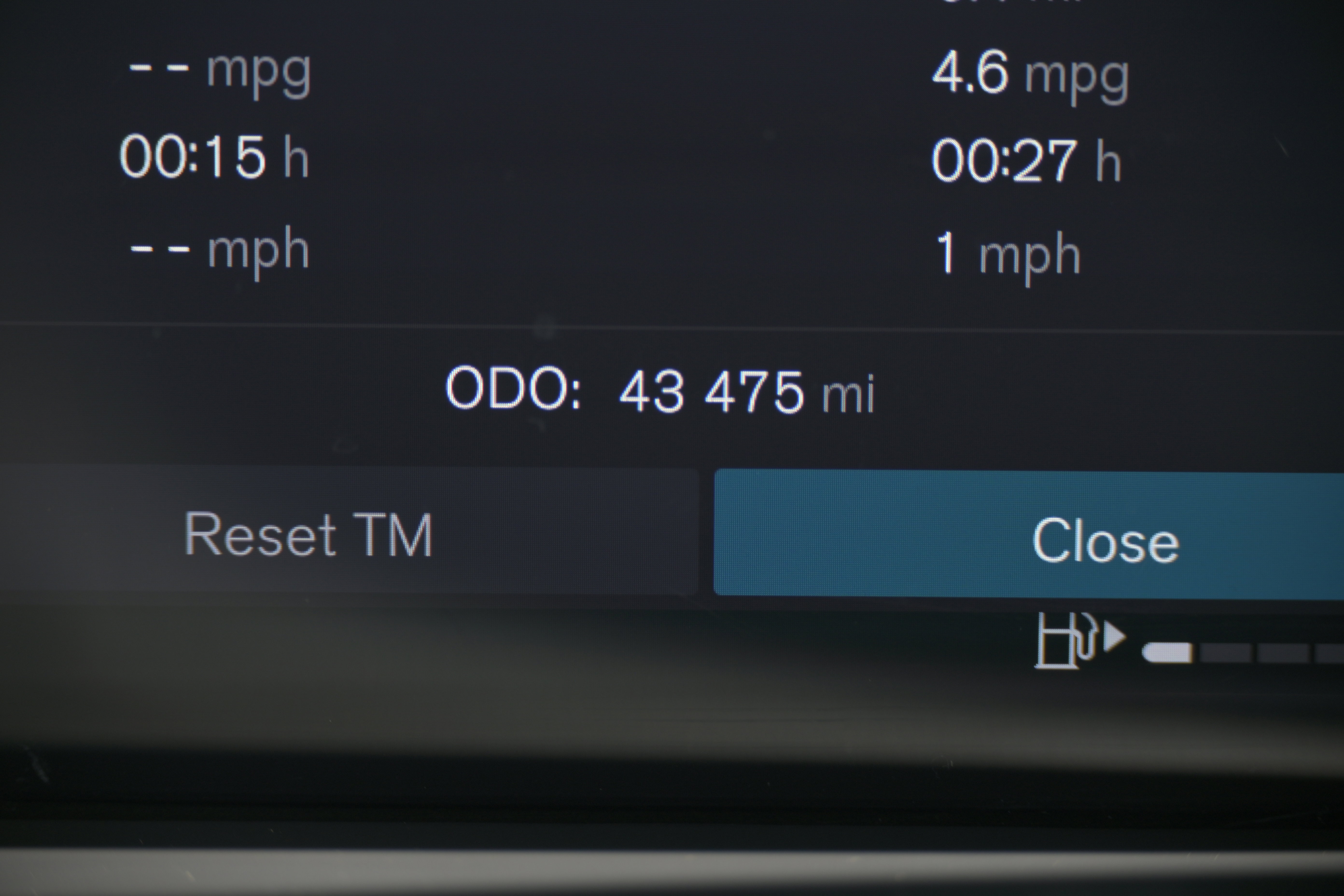 Used 2024 Volvo XC60 B5 Plus w/ Protection Package Premier image 21