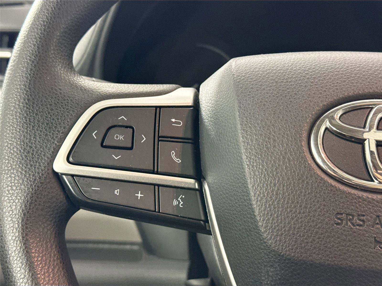 Used 2021 Toyota Sienna LE w/ LE Plus Package image 17