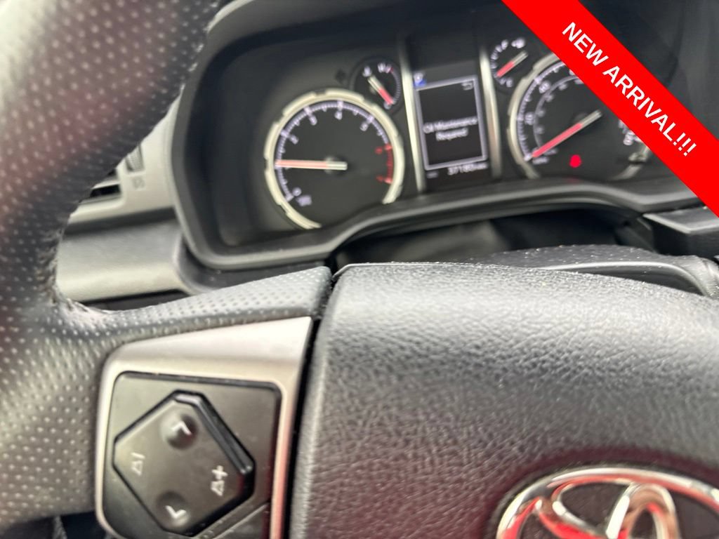 Used 2020 Toyota 4Runner Limited AWD/4WD image 10
