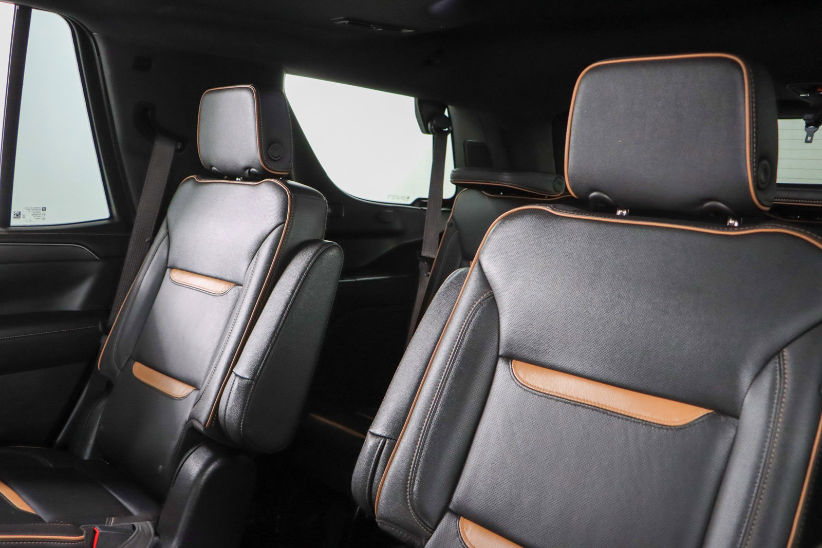 Used 2024 GMC Yukon AT4 w/ Max Trailering Package image 28