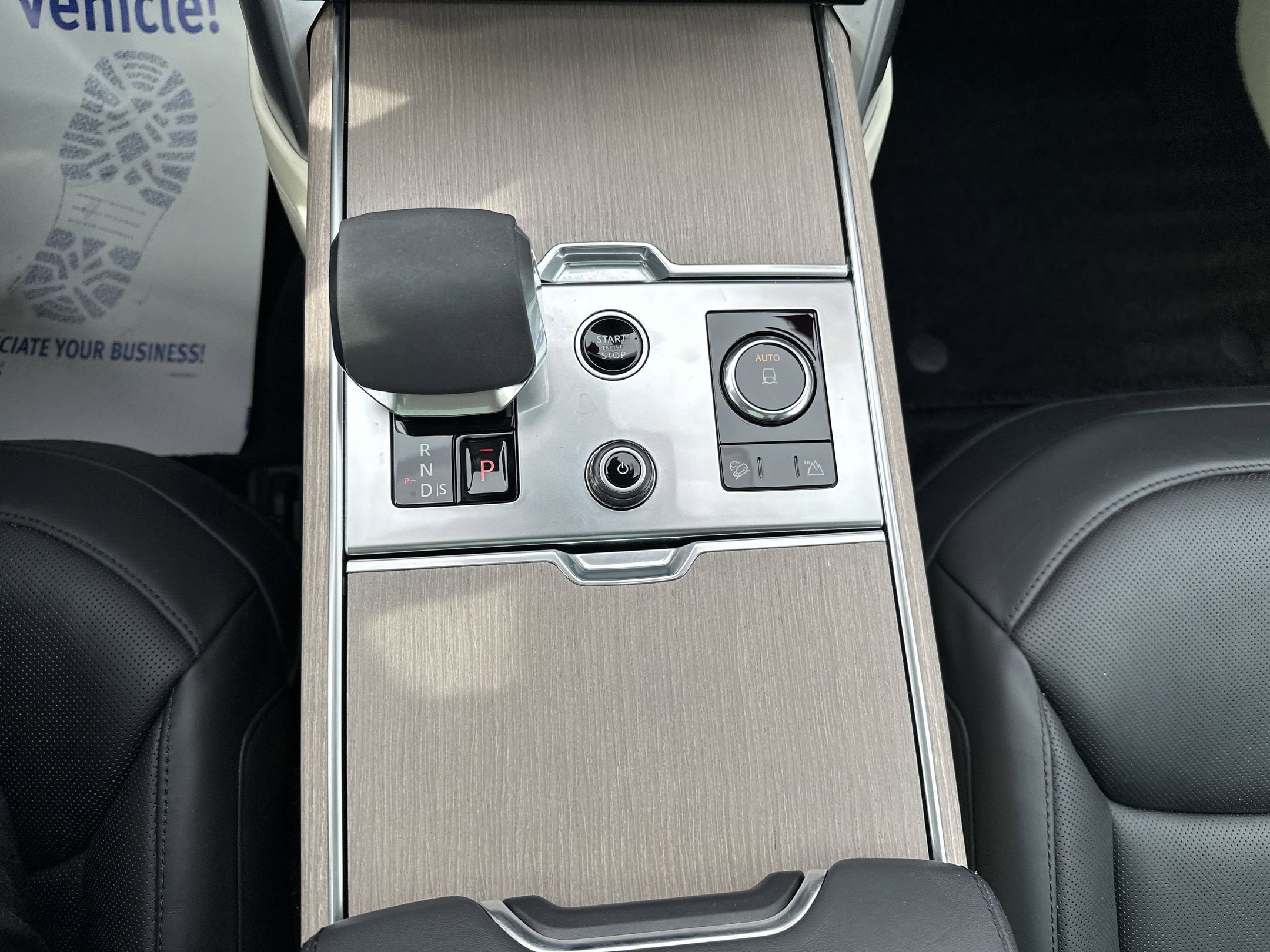 Used 2023 Land Rover Range Rover SE image 32