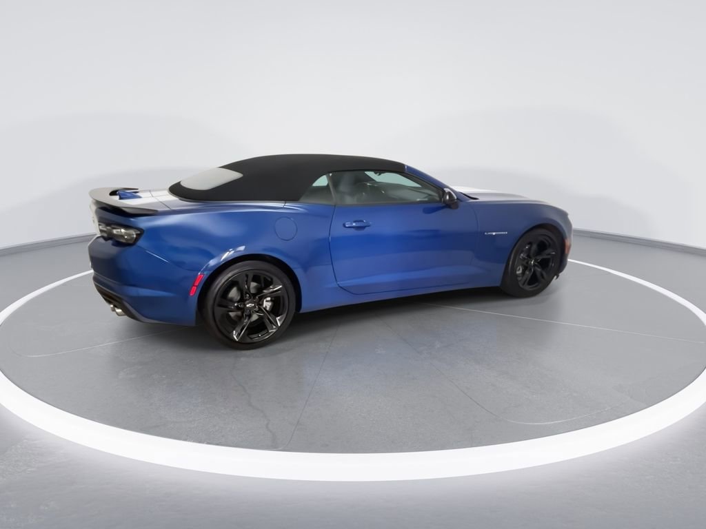 Used 2023 Chevrolet Camaro LT w/ RS Package RWD image 9