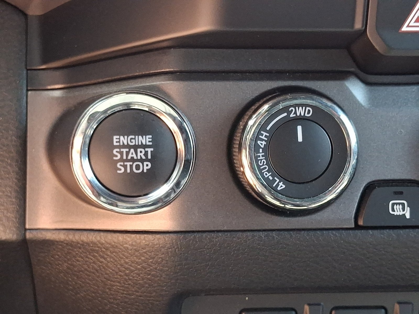 Certified 2023 Toyota Tacoma TRD Off-Road w/ Technology Package AWD/4WD image 24