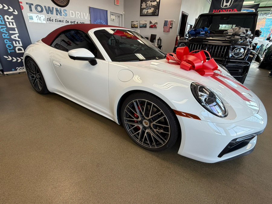 Used 2024 Porsche 911 Carrera 4S AWD/4WD image 40