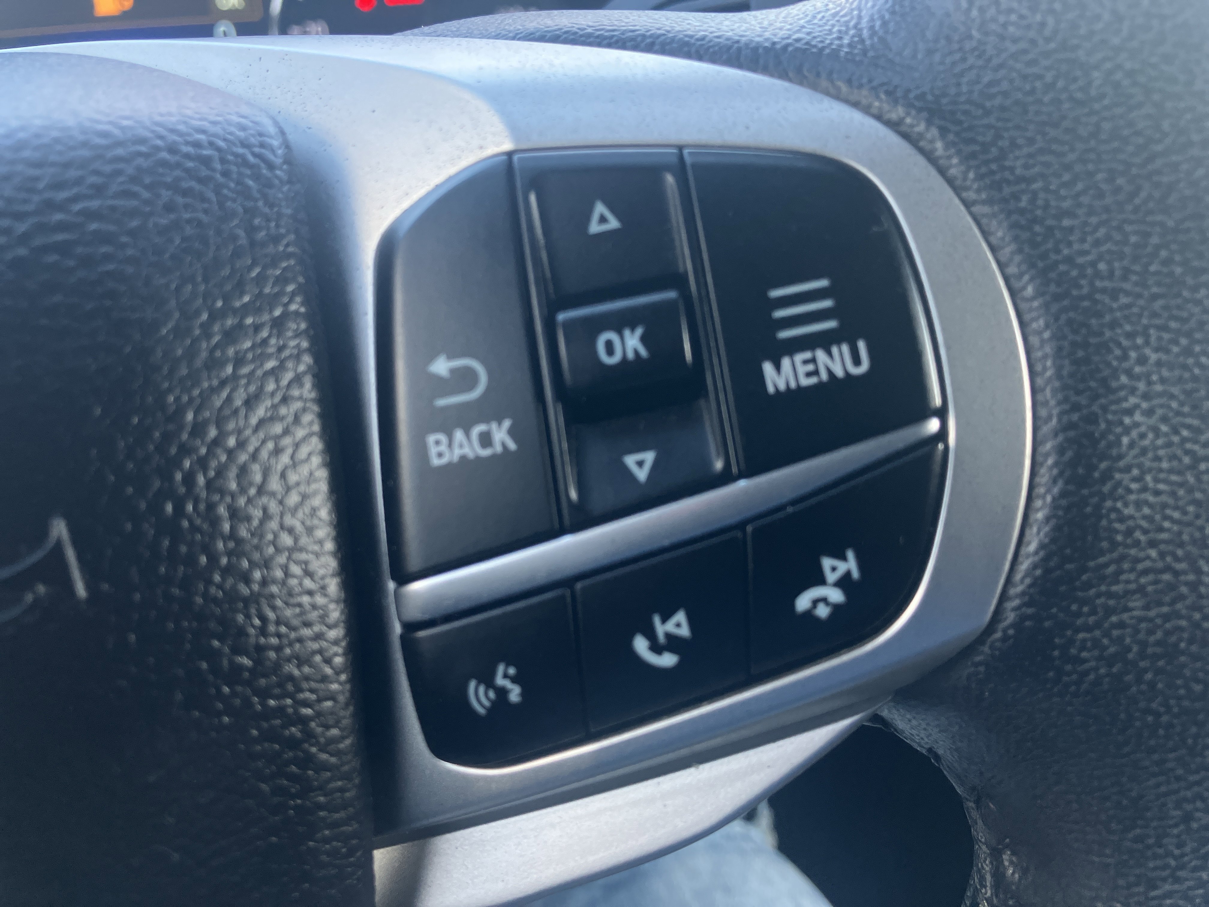 Certified 2023 Ford Explorer XLT w/ Equipment Group 202A image 29