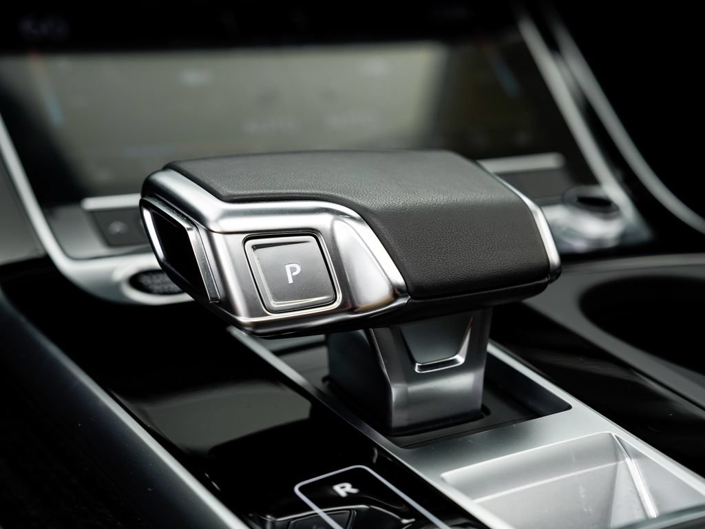 Certified 2025 Audi Q7 2.0T Premium Plus w/ Premium Plus Package AWD/4WD image 19