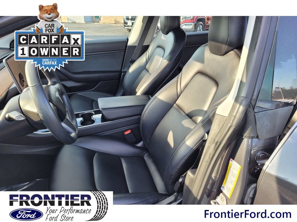 Used 2018 Tesla Model 3 Mid Range image 12