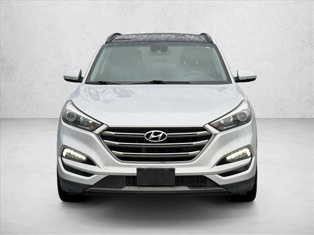 Used 2016 Hyundai Tucson Limited w/ Option Group 03 image 2