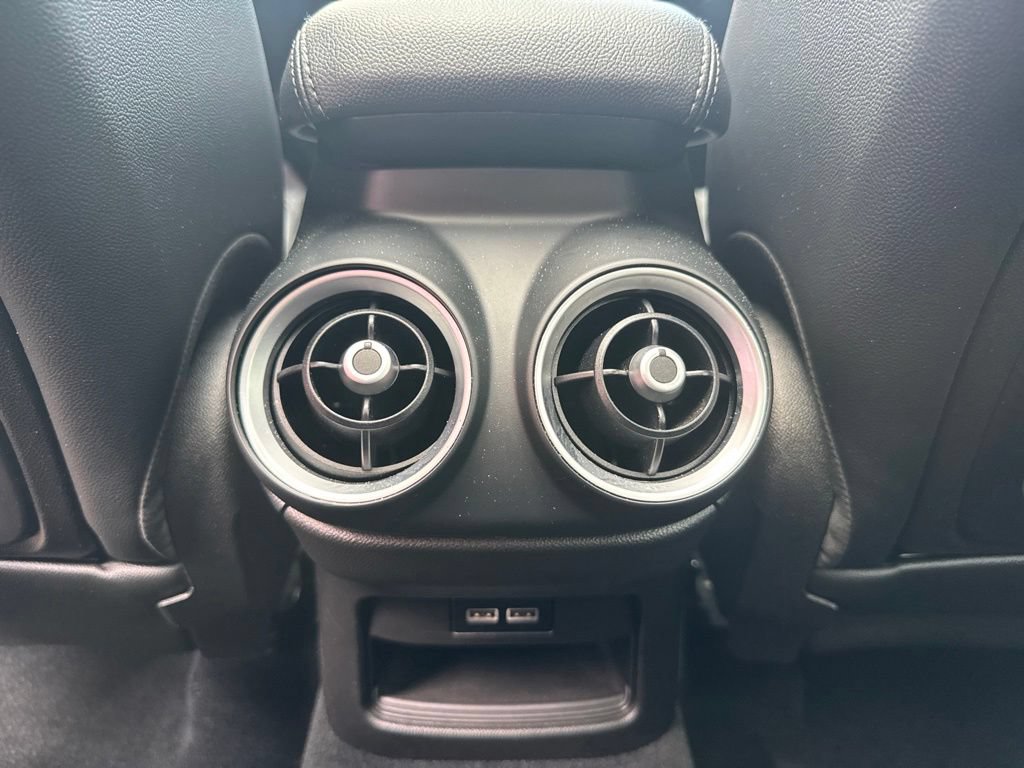 Used 2021 Alfa Romeo Stelvio Ti w/ Nero Edizione AWD/4WD image 56
